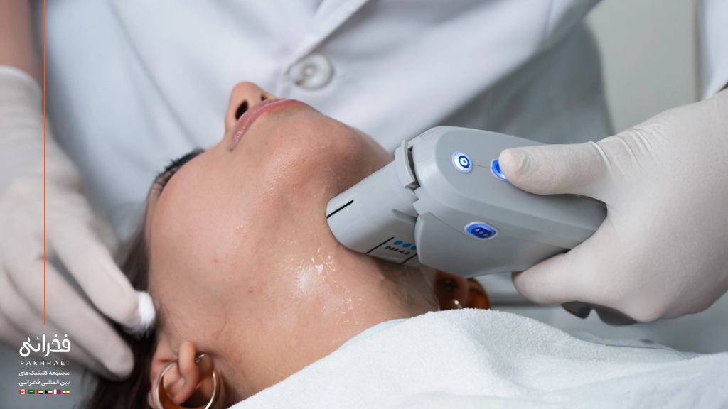 هایفوتراپی غبغب