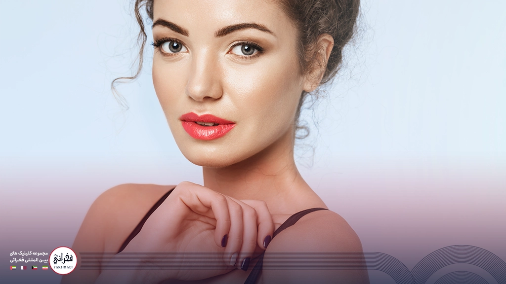 تزریق ژل لب نچرال-خانمی با لب های زیبا