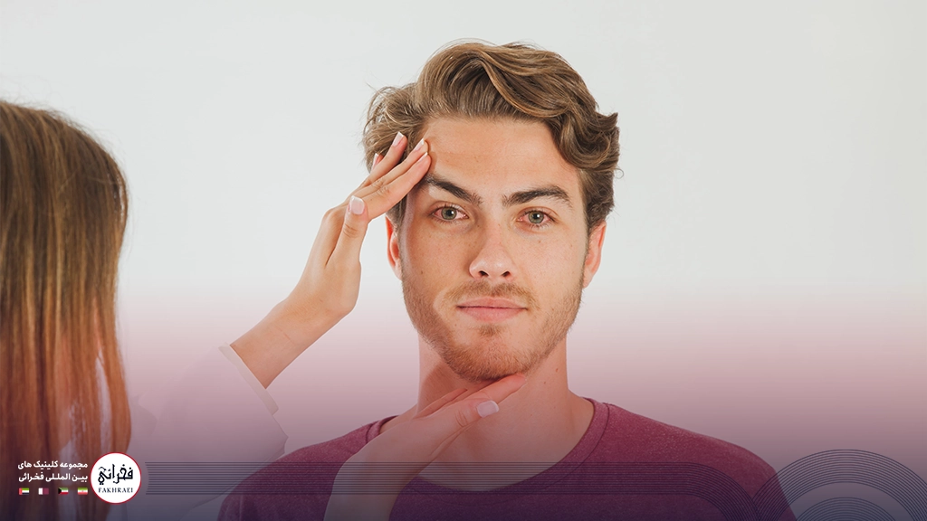 کاشت ابرو مردانه-مردی با ابرو پرپشت