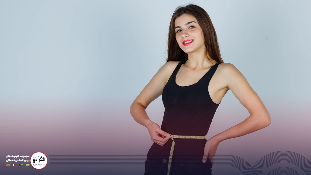 زنی خوش اندام بعد از استفاده از دستگاه بادی آنالیز