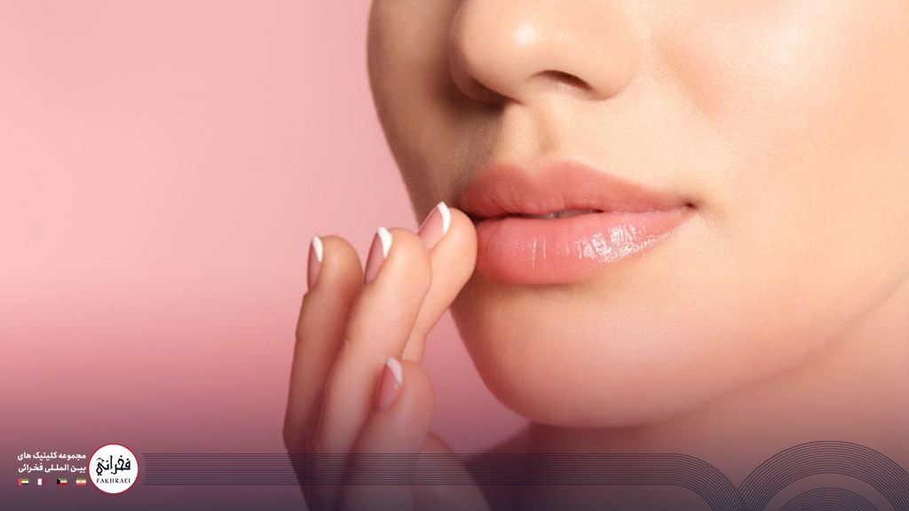 تزریق ژل لب مدل هالیوودی-نمایی از لب های برجسته هالیوودی خانومی
