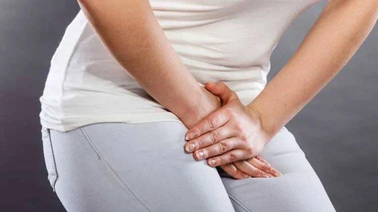 زگیل تناسلی زنان چگونه درمان میشود؟ روشهای نوین پزشکی