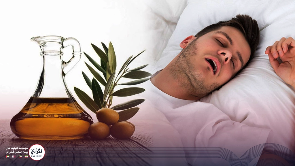 تصویر مردی که خوابیده و در حال خروپف است این تصویر نشان دهنده درمان خروپف با روغن زیتون می باشد