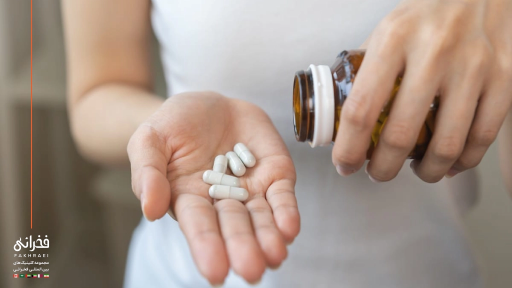 مقایسه قرص ‌های ضد ریزش مو با روش ‌های درمانی دیگر