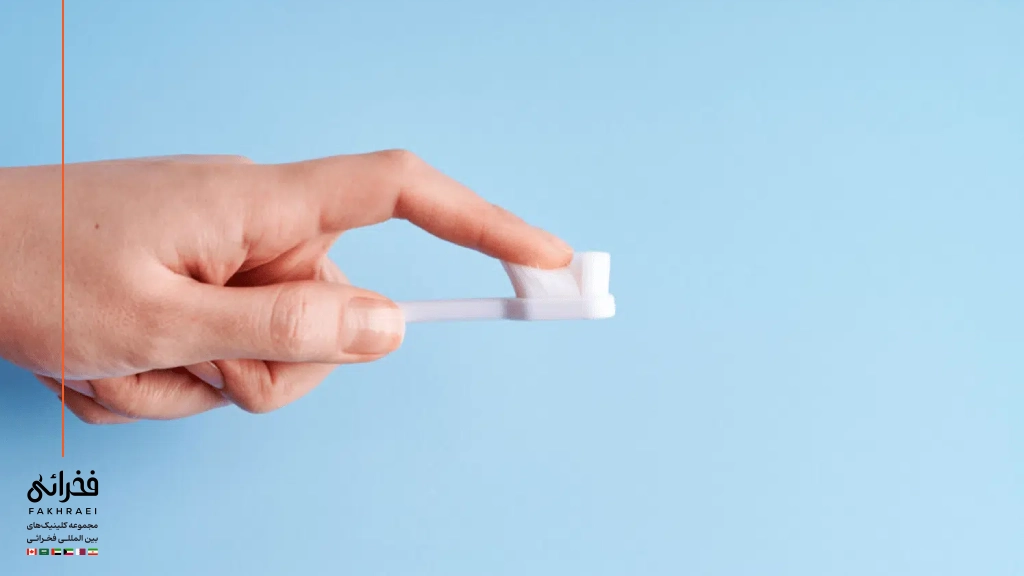 بعد از تزریق فیلر لب چطور مسواک بزنیم؟