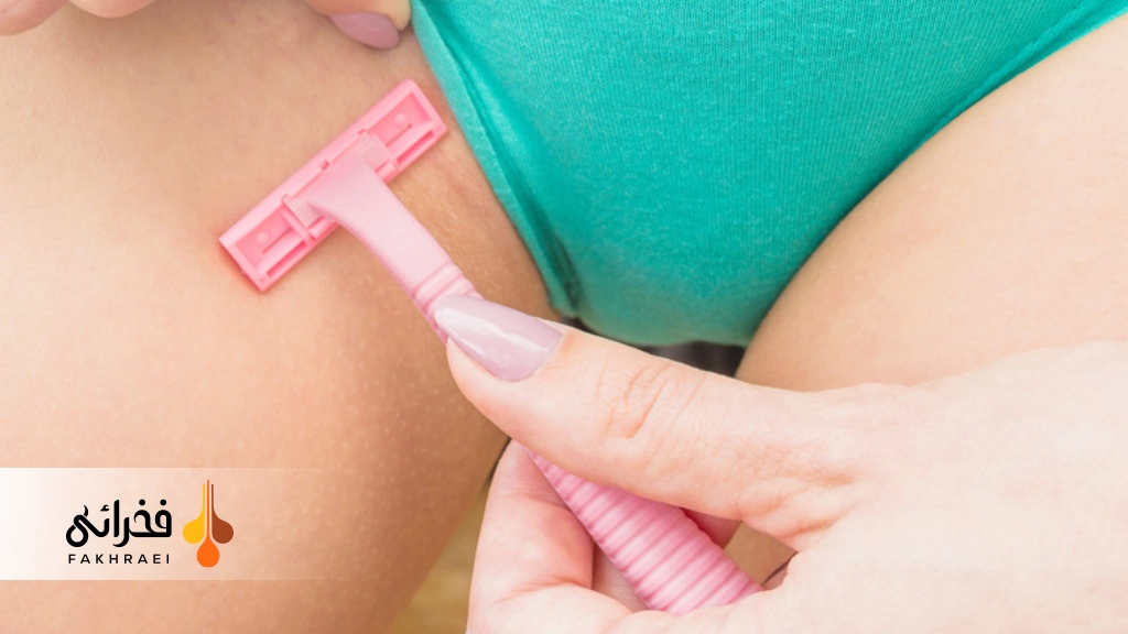 تیرگی بیکینی با استفاده از ژیلت